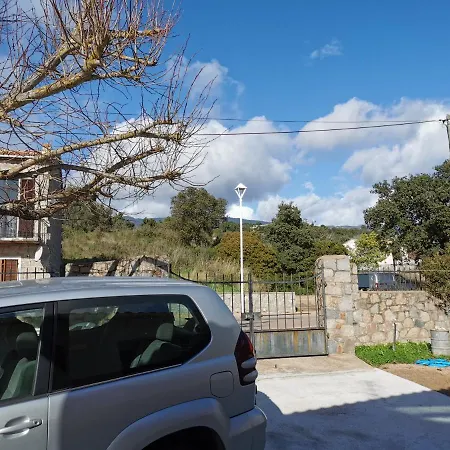 Holiday home Mini Villa Dans Village Au Calme